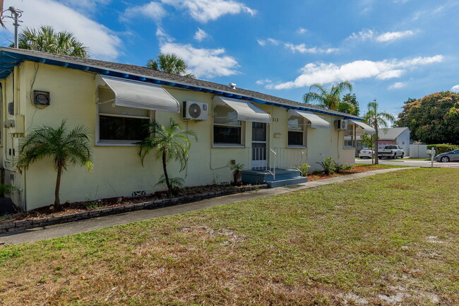 Photo - 513 58th St Townhome