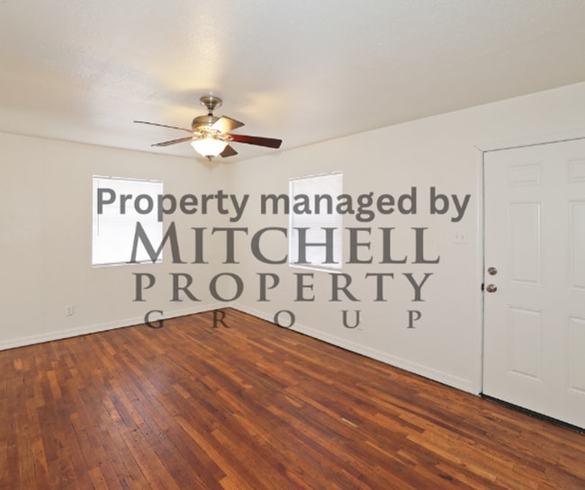 Photo - Welcome to 4646 Bowie! Make this beautiful updated house your new home.