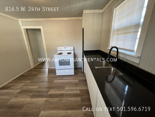 Photo - 816.5 W 24th St