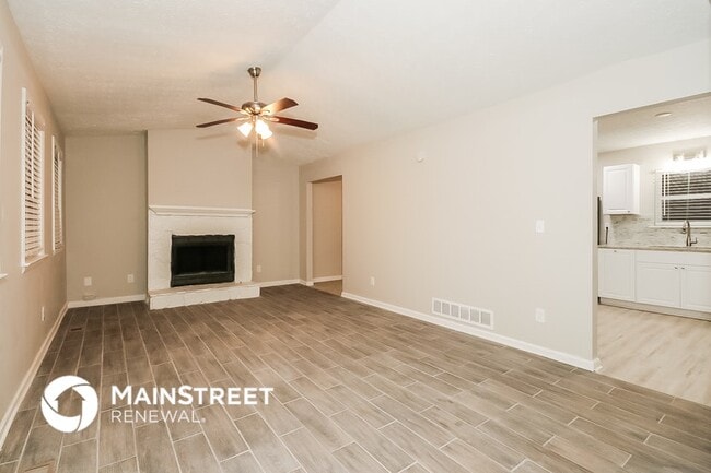 Photo - 4349 Parkview Dr