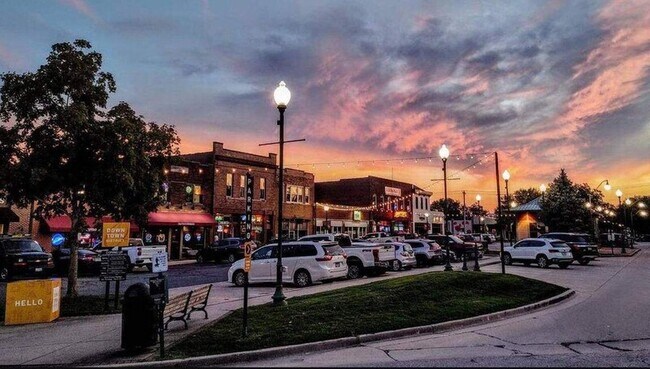 Photo - 821 N Cherry St Unit 1