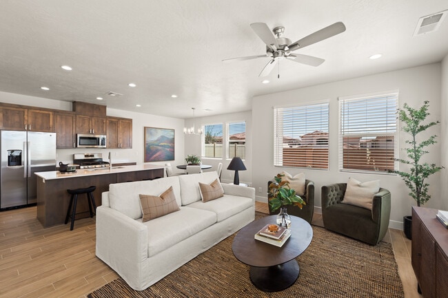 Photo - Coyote Landing