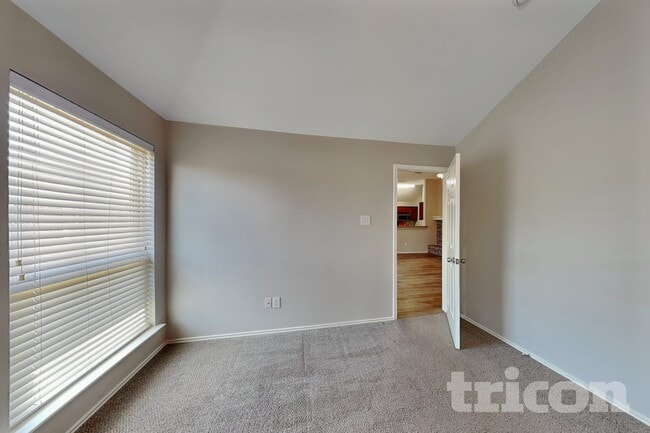 4200 Agate Dr