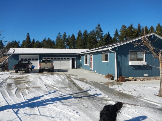 Photo - 14328 Sylvan Dr