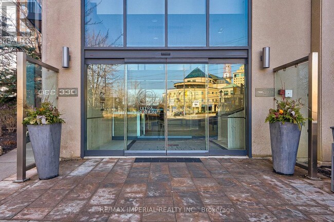 Photo - 330 Burnhamthorpe Rd W Unité 1108