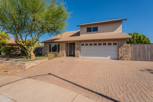 Photo - 1325 W Lobo Ave House