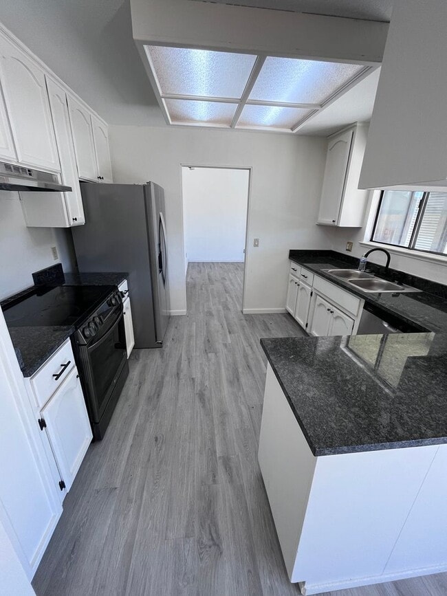 Photo - NICE HOME IN FOLSOM!!