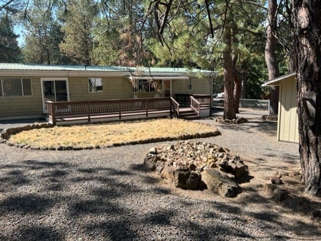 Photo - Deschutes River Woods