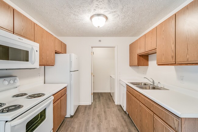 Photo - Lexington Square Apartments