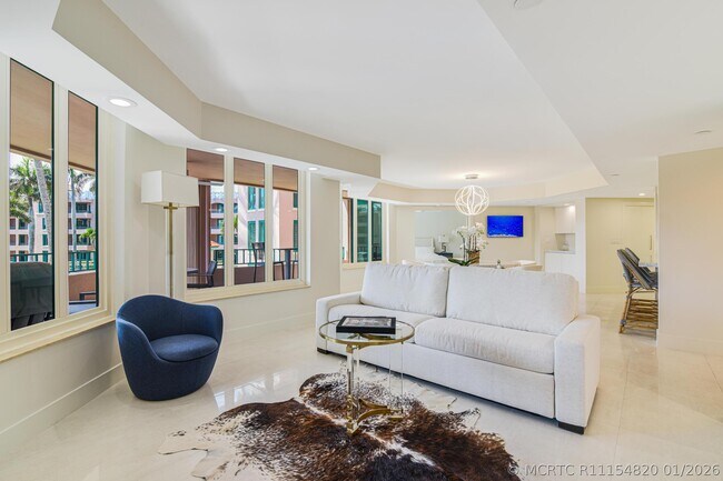Photo - 100 SE 5th Ave Unit 305