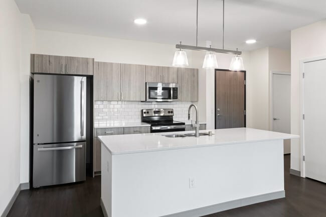 Photo - 2420 E Capitol Dr Unit 410