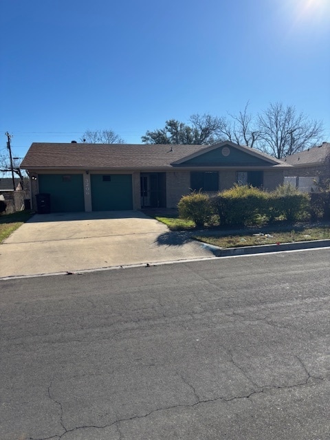 Building Photo - 3206 Tallwood Dr Rental