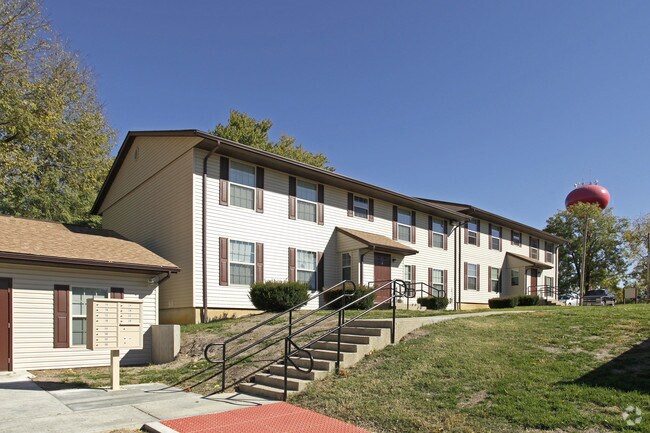 Photo - Carlinville Heights Apartments