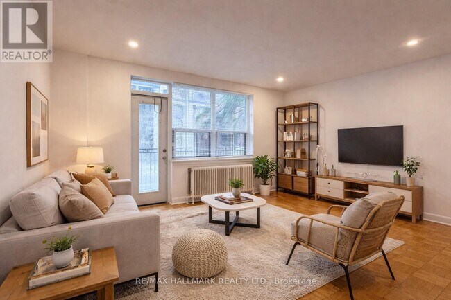 Photo - 57 Rawlinson Ave Unité 101