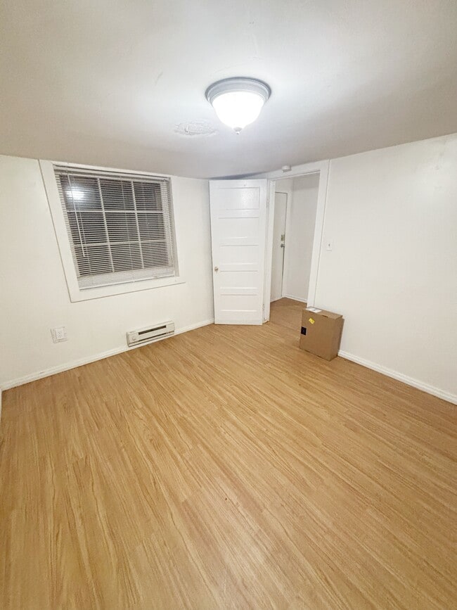 Photo - 310 SE Spring St Unit C