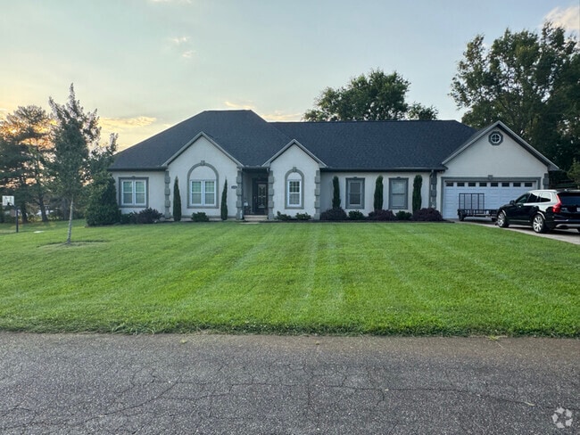 Building Photo - 5151 Butner Dr Rental