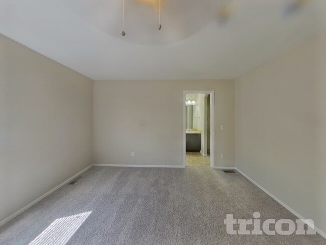 Photo - 2728 Sierra Springs Dr