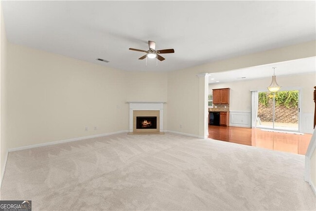 Photo - 5165 Sherwood Way