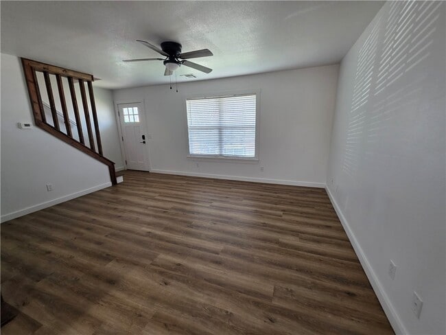 Photo - 2404 SE Jayel Terrace