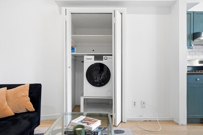 Photo - 201 Pavonia Ave Unit # 202