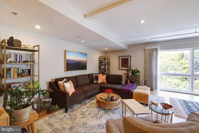 Photo - 1514 Newton St NW Unit 301