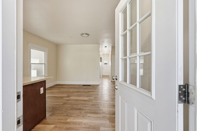 Photo - 2533-2535 Filbert Street Unit 2535 Filbert Street
