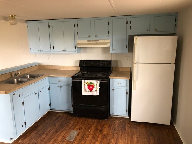 Photo - Adorable 2 Bedroom with Amazing Mountain Views!