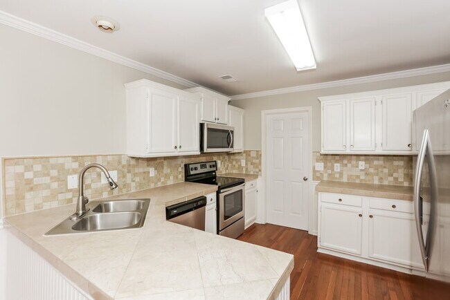 Photo - 3106 Wythe Ct