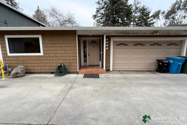 Building Photo - Nature-Surrounded 3BR/3BA Two-Story Home w/ Deck & Views — San Carlos