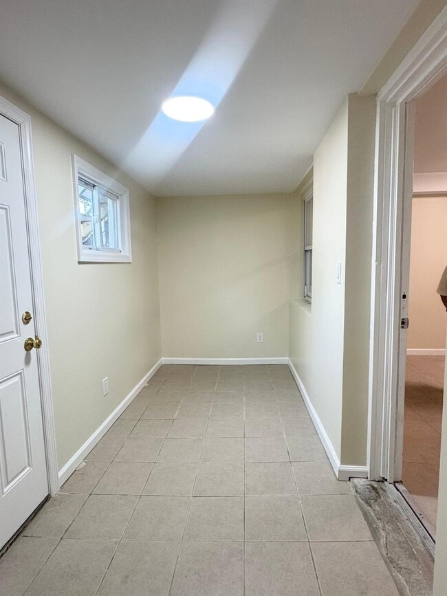 Photo - 2238 Lacombe Ave Unit 1