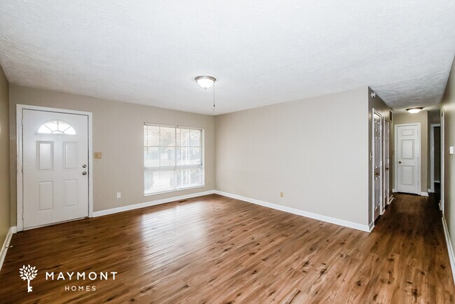 Photo - 44 Hyde Park Row