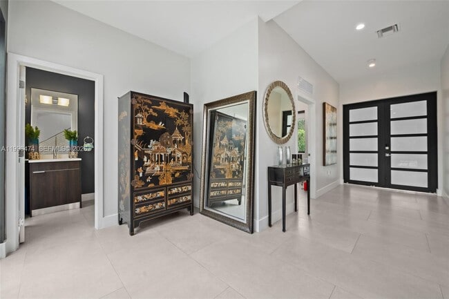 Photo - 5735 SW 35th St