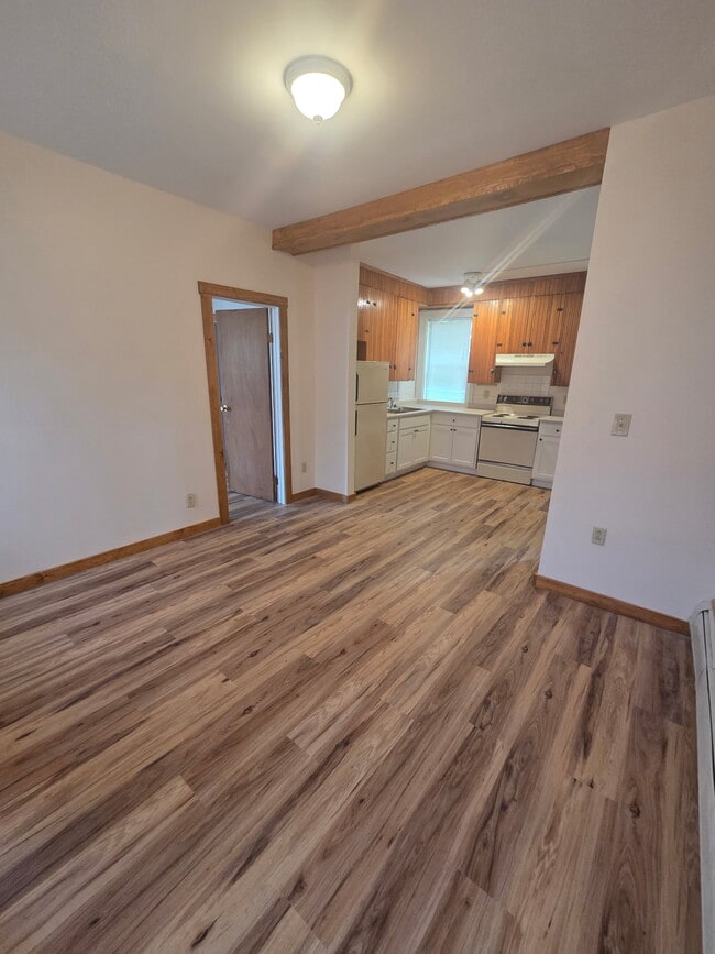 Photo - 109 Pleasant St Unit 3