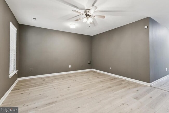 Photo - 12099 Wallower Way