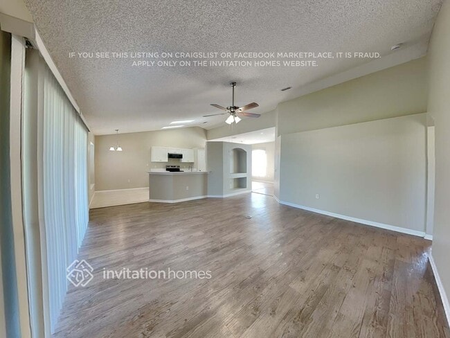 Photo - 4370 Camberly St