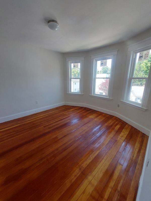 Photo - 11 Groveland