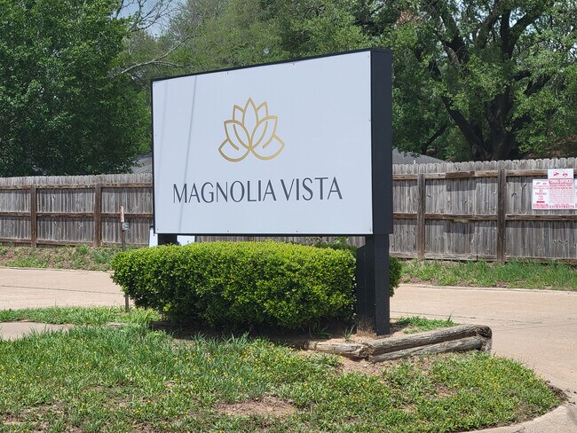 Photo - Magnolia Vista