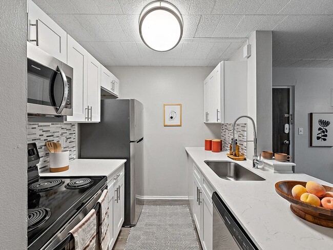 Photo - Southgate Apartments - Southgate, MI