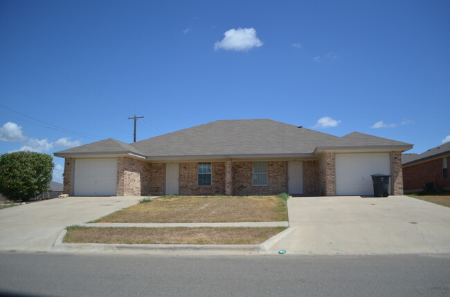 Photo - 3800 Pecos Dr Apartment Unit A-STILL OCCUPIED BY RESIDENT