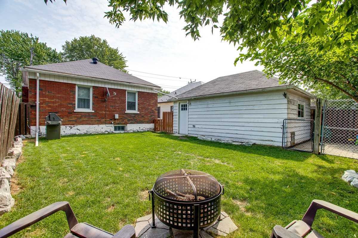 Photo - Modern 2 Bedroom Basement Unit– All Utilit... Unit A