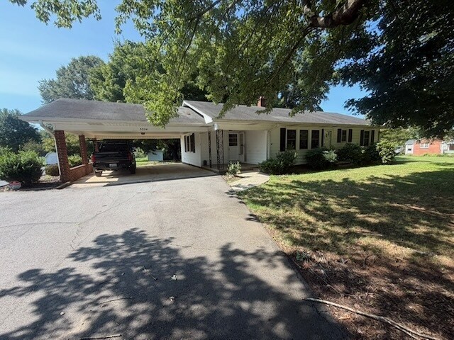 Photo - 5324 NC67