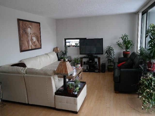566 Commonwealth Ave Unit 701