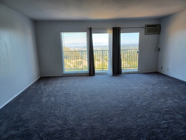 Photo - 405 Portofino Dr Unit 2