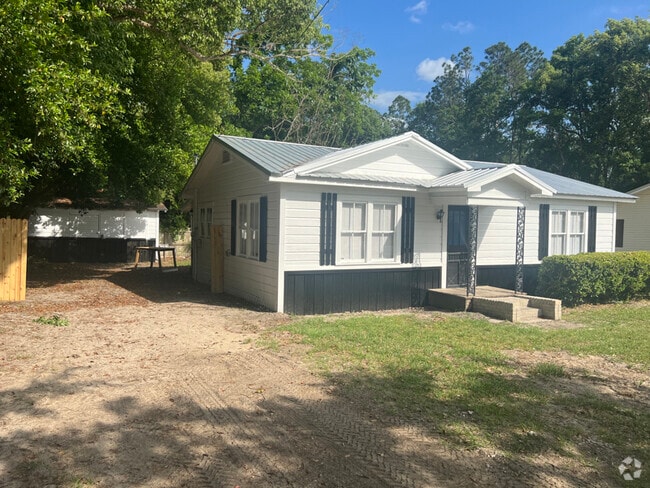Building Photo - 618 St Marys Dr Rental