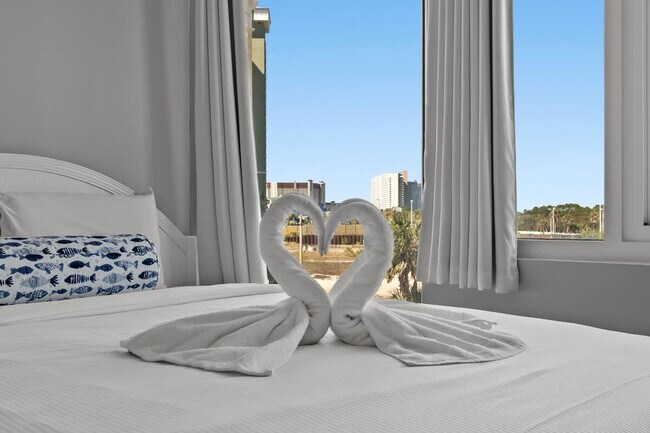 Photo - 8817 S Thomas Dr Unit FL3-ID1354977P