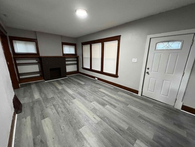 Photo - 1027 Delia Ave