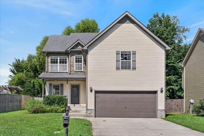 Building Photo - 3640 Fox Tail Dr