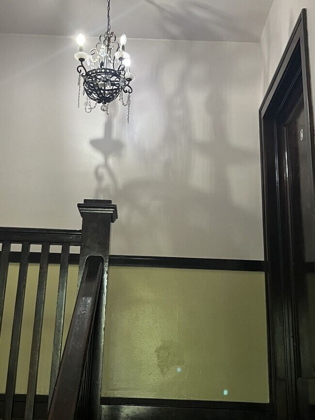 Photo - 8019 S Vernon Ave Unidad 2