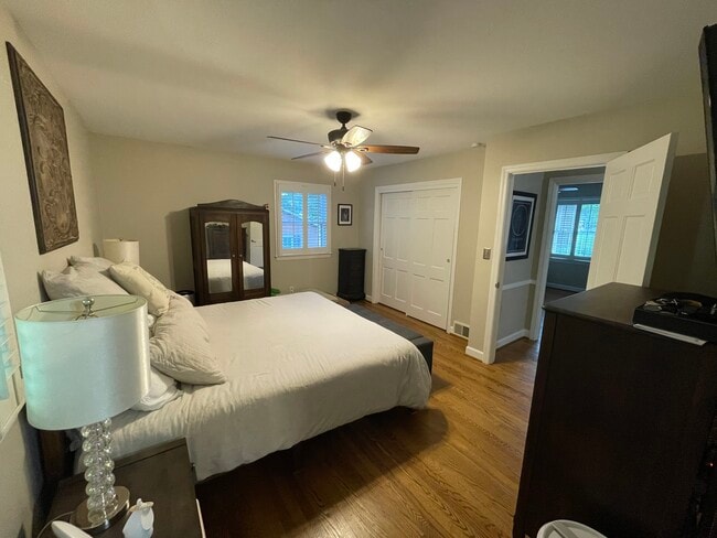 Photo - 3111 Prytania Rd