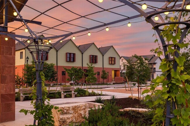 Photo - 3010 Sorin St Unit B